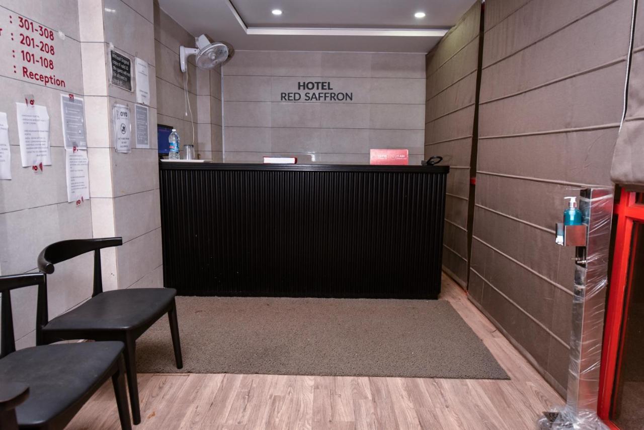Hotel Red Saffron New Delhi Buitenkant foto